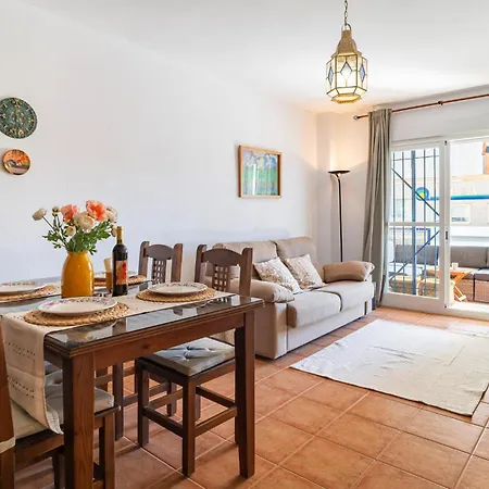 Apartamento 2 Bedroom Pet Friendly In *